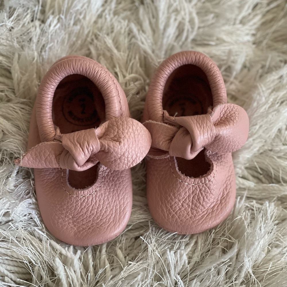 Freshly Picked knotted Bow Blush Moccasins.